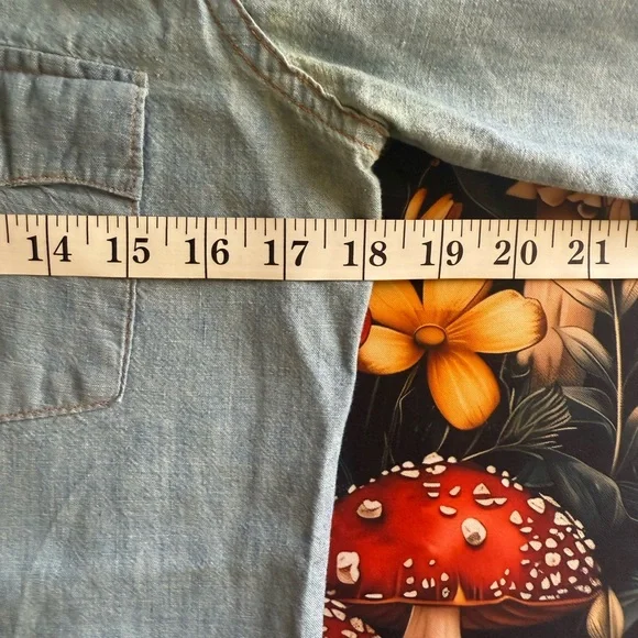 Vintage 1960's- Levi's Classic Blue Button Down Shirt